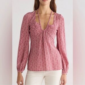 Equipment 100% silk top